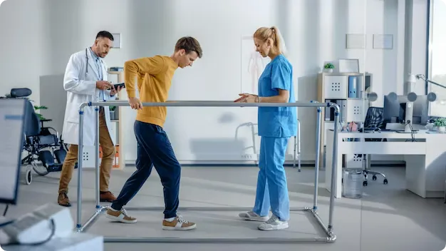 orthopedic doctor vs physiotherapist